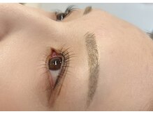 《次世代まつ毛パーマ》ラッシュリフト