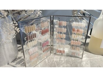 ネイルサロン イントゥ(into_)/定額オフィスデザインコース