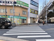 ポポ 三軒茶屋(POPO)/【道案内 3】交差点を渡って左に