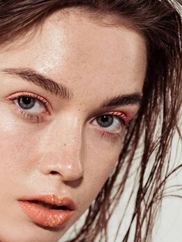 リッチ オブ アイラッシュ(rich of eyelash)の写真/【ハリウッドブロウリフト認定サロン☆】HBLで毛流れに美しさをプラスし、理想の美眉になれる最新施術を♪