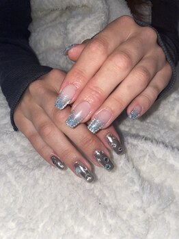 ロミー(Rommy)/ブルーネイル