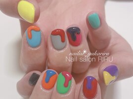 カラフルネイル
