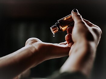 メゾン花館の写真/【オイルマッサージ好きな男性☆必見】隣接コインパーキング有♪お仕事で疲れた身体を丹念にケアします。