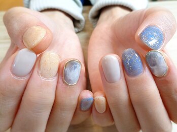 アミュリー ネイル アトリエ(Amury nail atelier)/くすみカラー タイダイ アシメ