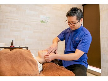 ヒロ整骨院&整体院/美容鍼（小顔整体含む）