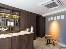 康泰苑鍼灸整体院/受付・待合スペースは広々と！