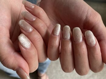 シンプリー 西荻窪店(Simpliee)の写真/デザインも値段も妥協したくない貴女にお勧め♪<フィルイン>だから成せる定期来店で爪が綺麗、縦長も叶う!