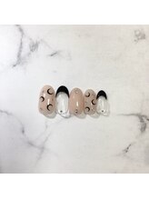 ワンカラージェルネイルショップ イオン新潟東店/ムーンセルネイル