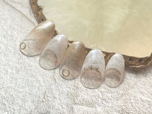 エストリブレ(estLivre)/マーブルフレンチネイル