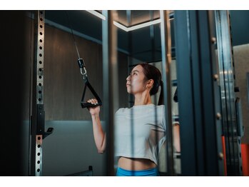 グローアップ(Glow up)/マシンを独り占め