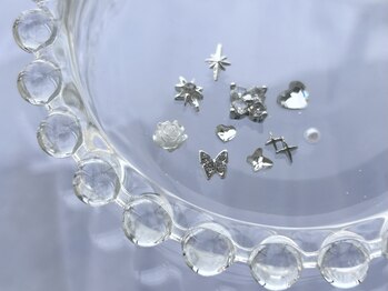 ムニムサン(0203 munimusan)/耳ツボジュエリー