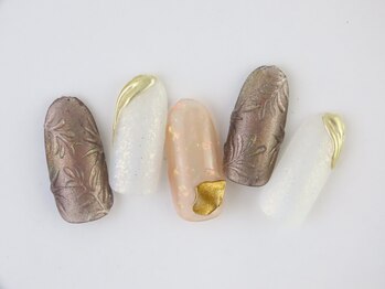 イズネイル(izu Nail)/