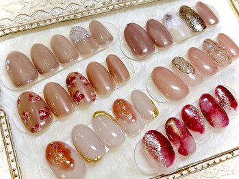 ボガスティーズネイル(Vogusty's nail)の写真/秋ネイルUP♪トレンドコース選べる50種類★最新トレンド満載 "今っぽ"艶マグ×上品アートで褒められネイル!