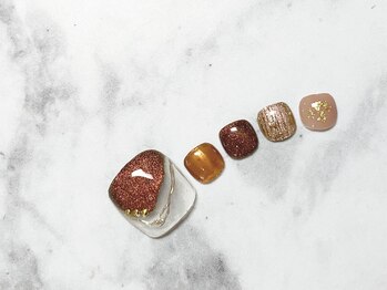 ネイルアンドアイラッシュサロン ミッタ(Mitta)/￥8500-