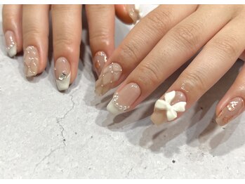 スワローネイルアイ(swallow nail eye)/キルティング×リボンネイル