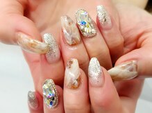 ネイルサロン シェル(Nail Salon SHELL)/ストーン敷き詰め+大理石ネイル