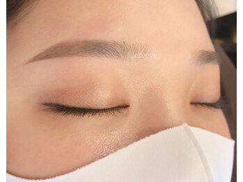 リエル アイ(Liere eye)/眉のスタイリング♪初回5000円