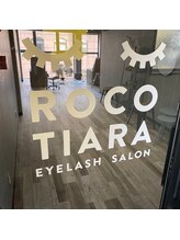 ロコティアラ(Roco Tiara)/階段を上がると可愛い入口