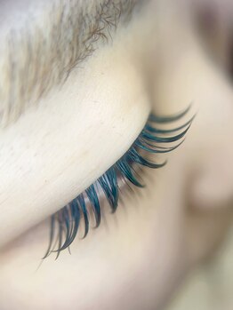 シックドゥホンジョウ(CHIC de Honjo)/カラーエクステ×バインドロック