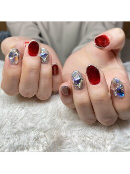 大きめビジューがインパクト★