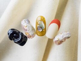 1月定額デザインネイル　¥9,500