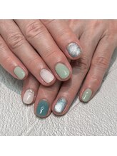 シックドゥヨコテ(CHIC de Yokote)/グリーン☆ネイル