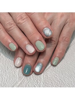 シックドゥヨコテ(CHIC de Yokote)/グリーン☆ネイル