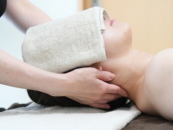 ラジュワード(lajward)/ヘッドマッサージ