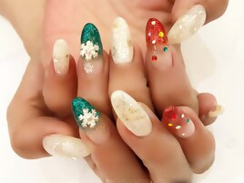 渋谷 安い 雪の結晶ネイル