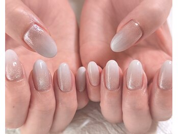 ラウ(Lau)/グラデーションネイル¥６６００