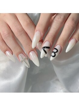 ナンバーエイト(No8)/ハートネイル