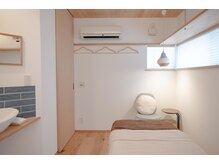 のはり/サロン内観