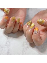 ブラン(blanc)/手描きミラーアートネイル