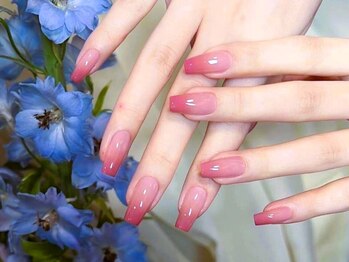 ハナビューティー(Hana beauty)の写真/《爪に優しいフィルイン技術可能◎》爪が薄くならず長くジェルネイルを楽しめる♪理想の指先叶えます！