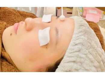 フェイシャル専門店　Bettyの写真/《5種類以上のピーリング剤をオーダーメイドで調合☆》フェイシャル全メニュー月額制通い放題あり♪