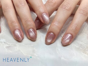 ヘブンリープラス＋ Luz湘南辻堂店/冬 マグネットネイル 水光マグ