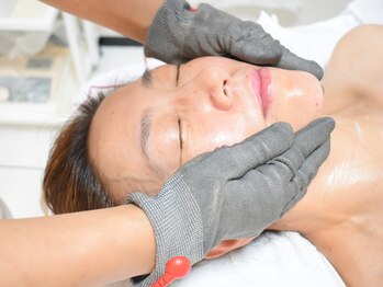 スズカ(SUZUKA)/小顔もお任せください！！