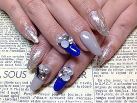 Vカット冬ネイル