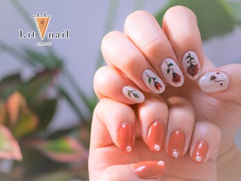 リットネイル(Lit nail)/asymmetry