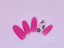 テラスアヴェダビューティー(Terrace AVEDA beauty)/上品なフラワーネイル♪