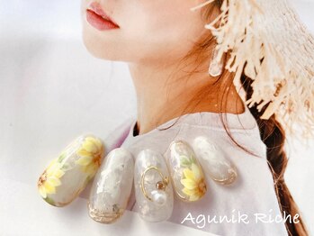 アグニークリッシェ(Agunik Riche)/【向日葵ネイル】