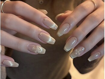 クロムマグネットフレンチネイル