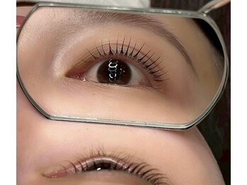 韓国式束感まつげパーマ＆眉毛専門店【Nui 中目黒】まつげパーマ/アイブロウ/眉カラー/栄養爆弾まつげパーマ