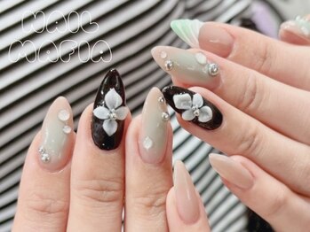 ネイルマフィア 新宿(NAIL MAFIA)/お花/ぷっくりフラワー/チーク