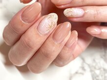 サロンドフォーエイチ(salon de 4H)/手描き雪の結晶ネイル
