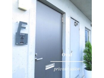 オーヴァル(Oval)/