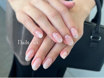 ネイルズアン(Nails An.)の写真/最終受付20時半！お仕事帰りにも◎さりげないデザインでおしゃれな指先に＊