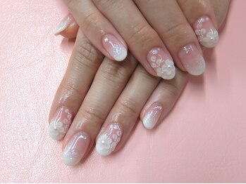 ネイルサロンミキ 横浜(MIKI)/ブライダル手描き白3D花結婚式