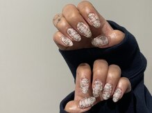 ハチイチイチサン(8113)/パイソンネイル 手描きアート