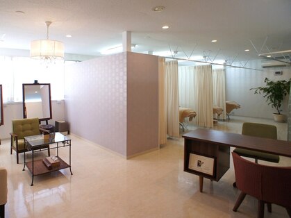 プリエ(PRIER)の写真